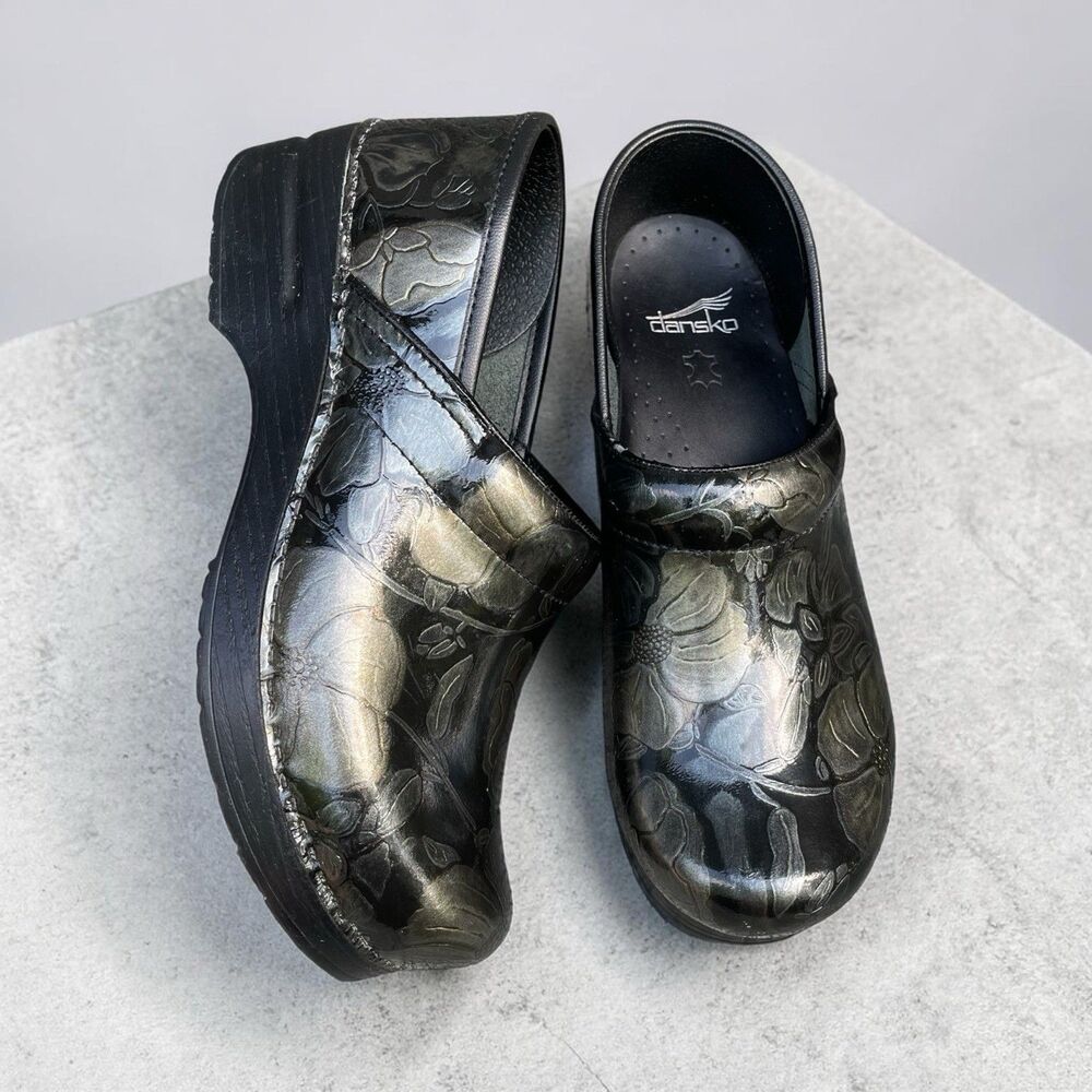DANSKO Professional Black Gold Floral Embossed Leather Clog Sz 38 US 7.5/8 Boho